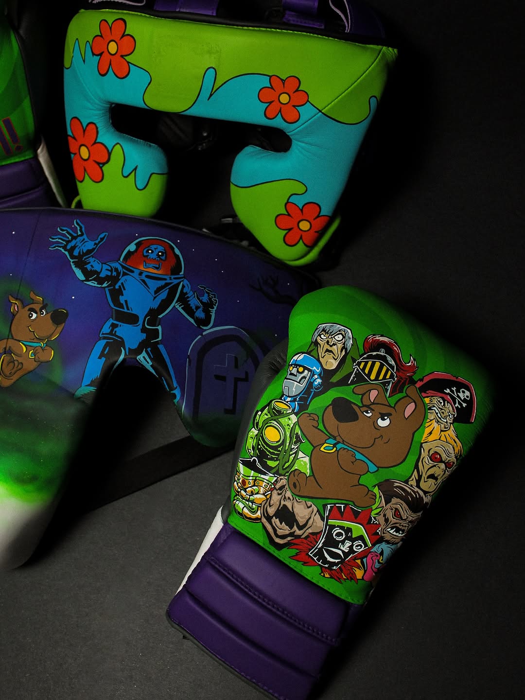 CUSTOM SPARRING KIT - SCRAPPY DOO DESING ANIMATED - GENUINE LEATHER