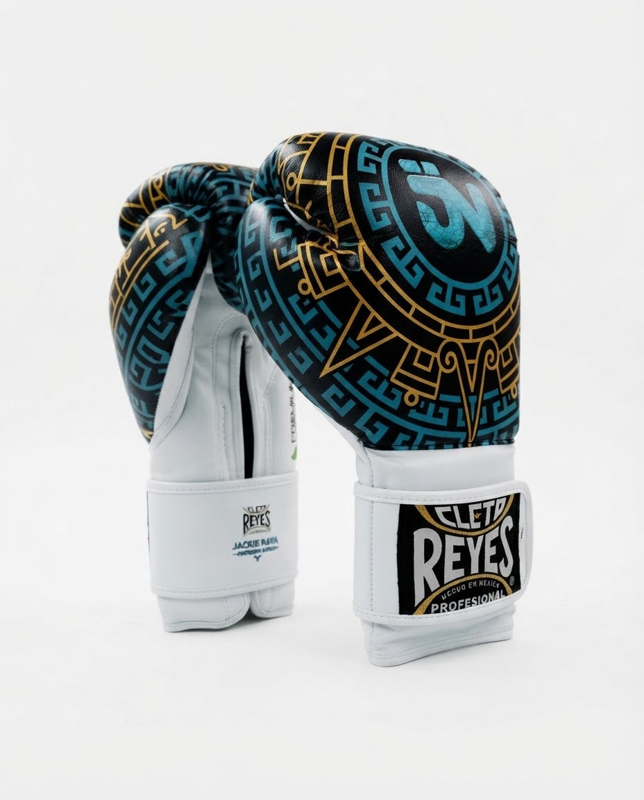 JACKIE NAVA – TRAINING BOXING GLOVES WITH HOOK AND LOOP CLOSURE