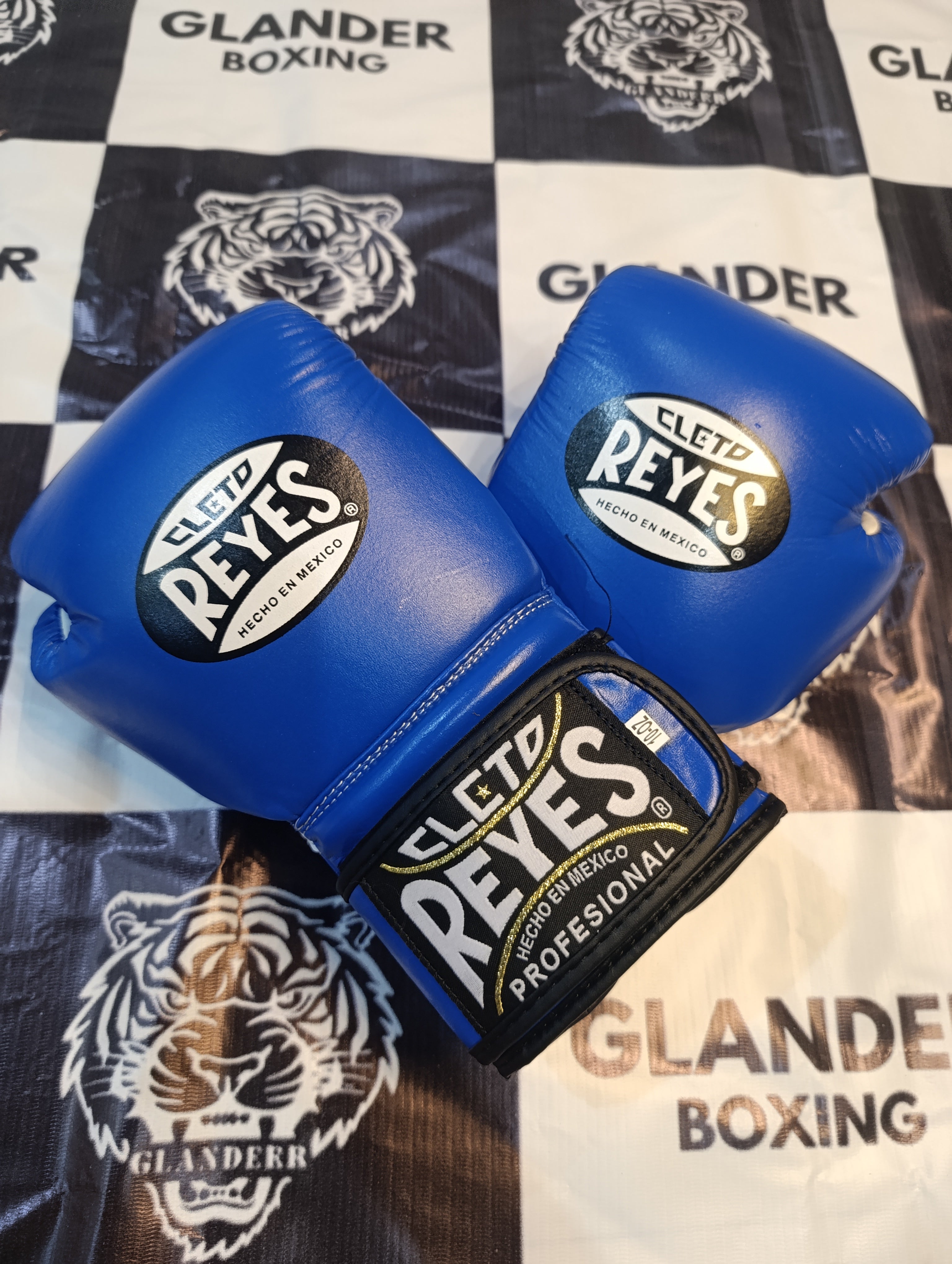 Custom Handmade Blue & White with Black Trim Pro Elite Boxing Gloves | Cleto Reyes | Personalise your name | 100% Pure Leather | Best Choice for Fighters